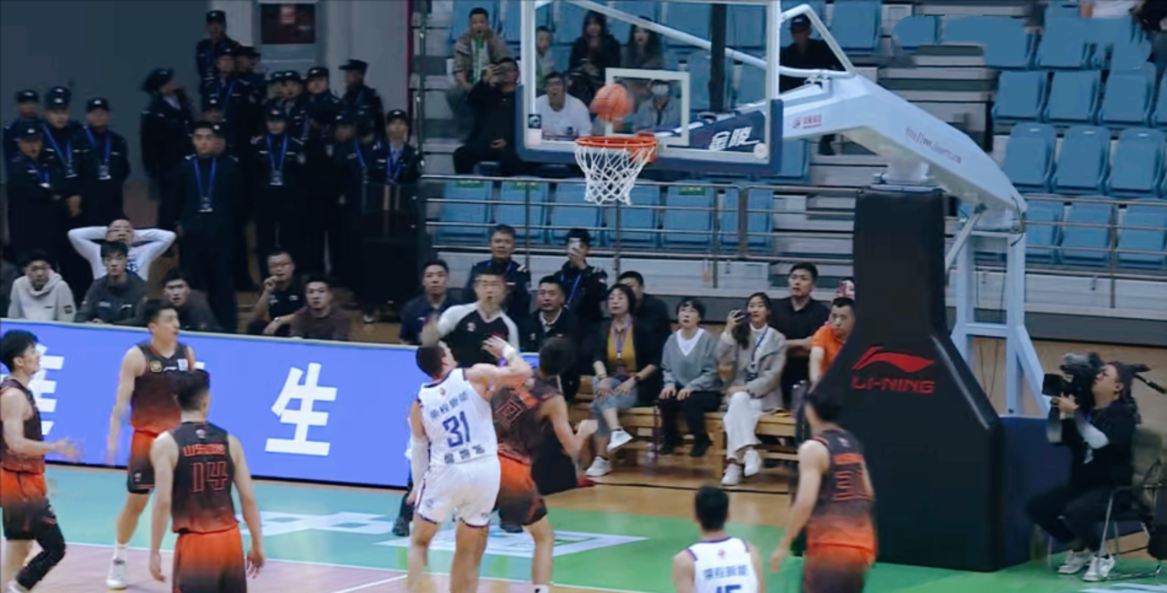 九游娱乐-加时末段欧篮联焦点战，勒沃库森绝杀压哨，目标明确，心理建设被强调(拜仁62大胜勒沃库森)