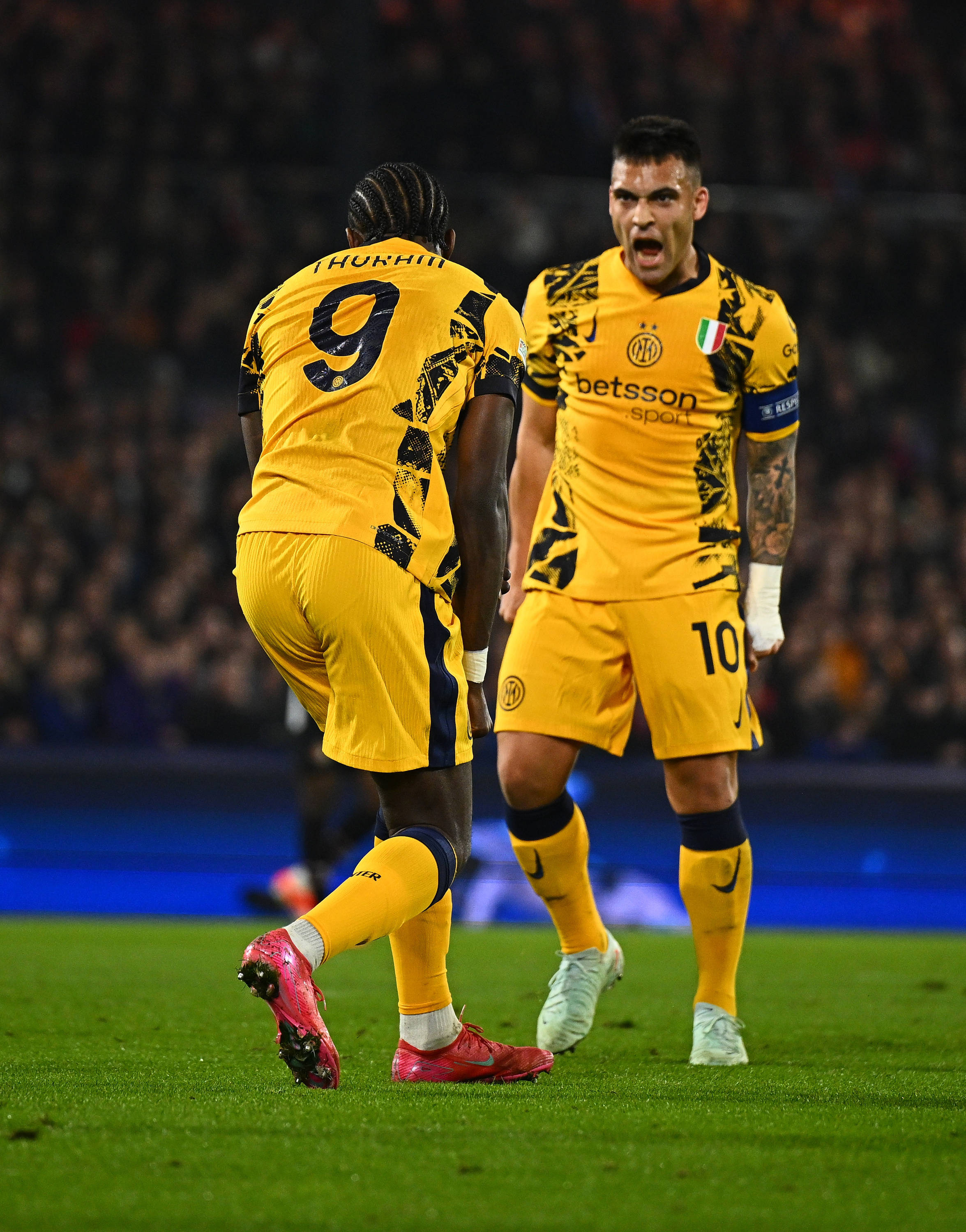 九游体育-费耶诺德国际比赛日刷新队史纪录，志在足总杯名次提升，信心回归，团队化学反应显著的简单介绍